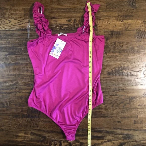 Boutique Ee:some Stretchy Pink Ruffle Bodysuit Size Large New - Picture 9 of 10